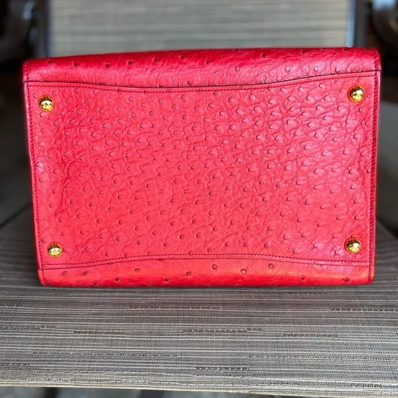 Prada GORGEOUS Ostrich leather coral  handbag , gold tone hardware - Picture 5 of 6